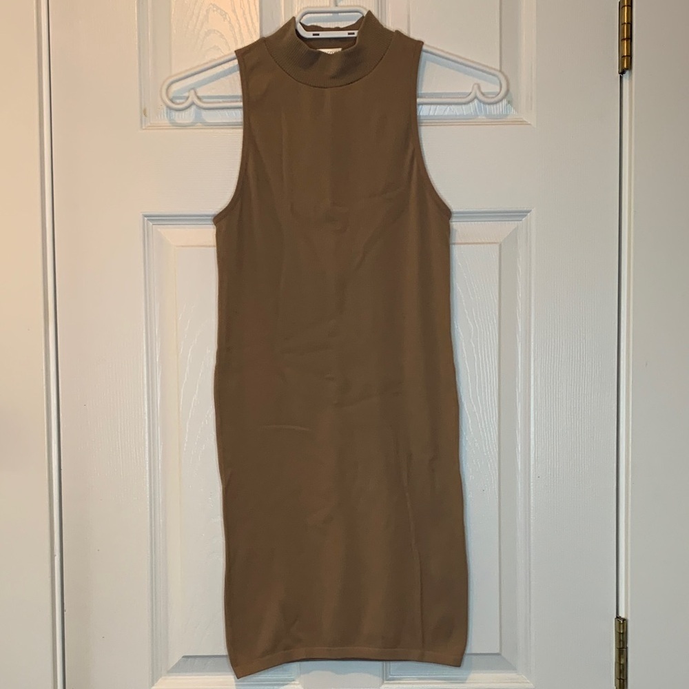 Bozzolo Sleeveless Taupe/Brown Mini Dress
